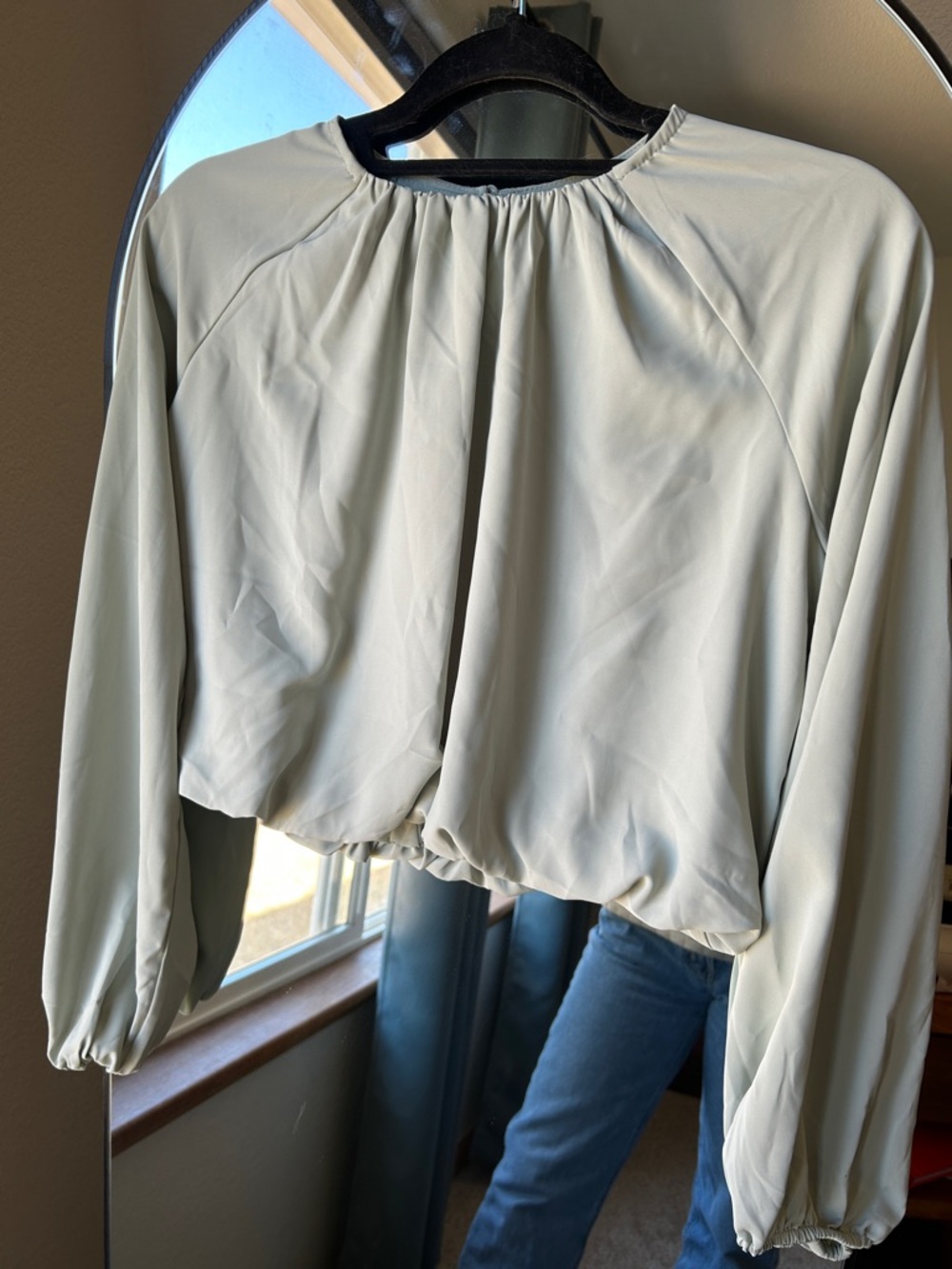 H&M Light Sage Cropped Green/Blue Long-Sleeve Gathered Hem Women's Top